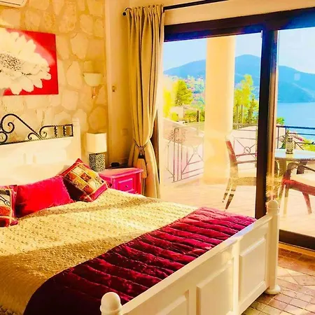 Stunning 3 Bedroom Villa With Private Pool, Kalkan Vilă