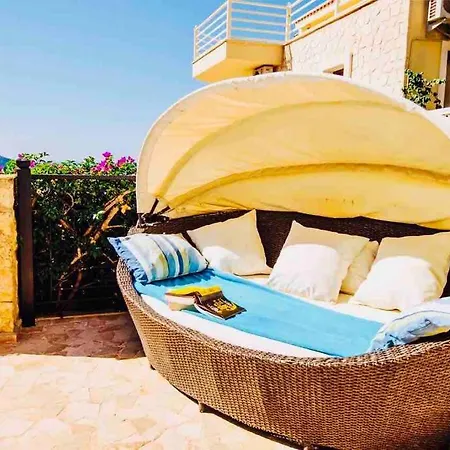 Stunning 3 Bedroom Villa With Private Pool, Kalkan Kaș